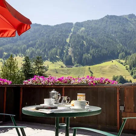 Oda ve Kahvaltı Gulla - 3*