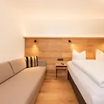 Bed & Breakfast Gulla - Neustift im Stubaital